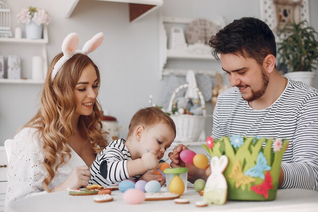 Família, com, pequeno, filho, quadro