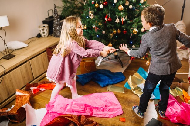 Família comemorando o natal em casa