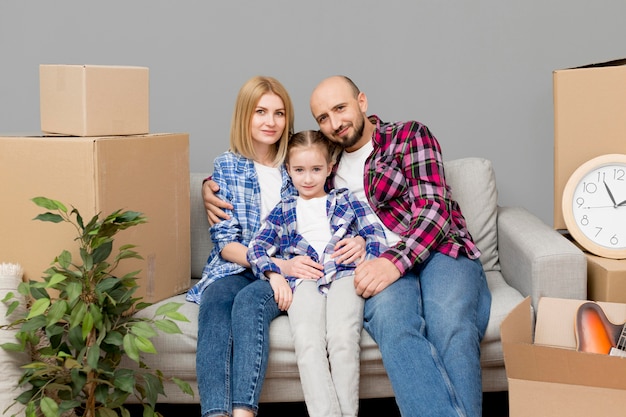 Família se mudar para uma casa nova