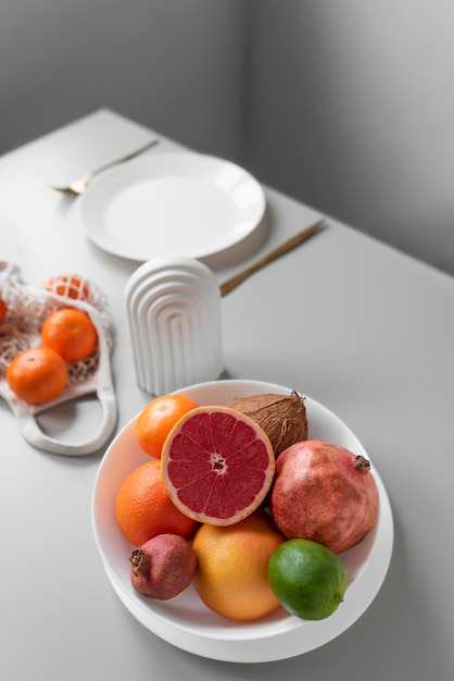 Foto grátis fechar a mesa cheia de comida