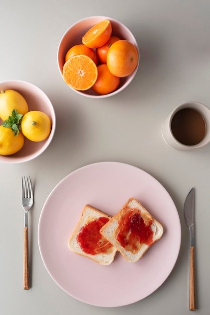 Foto grátis fechar a mesa cheia de comida