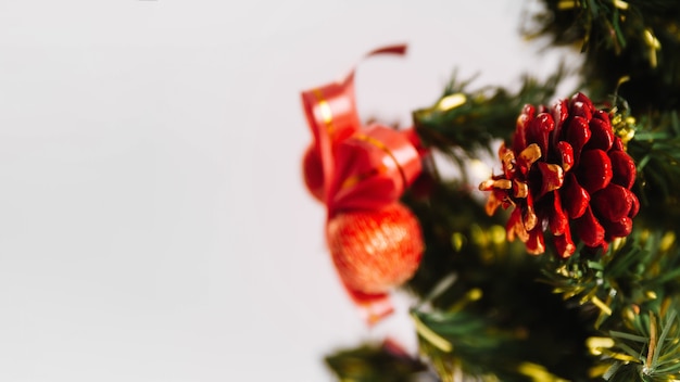 Feche a vista da árvore de natal