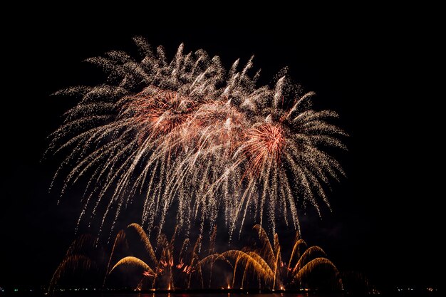 festival de fogo de artifício na Tailândia