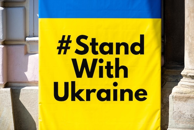 Fique com o sinal da Ucrânia em Sibiu Romênia
