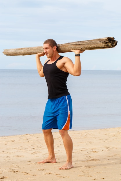 Foto grátis fitness na praia