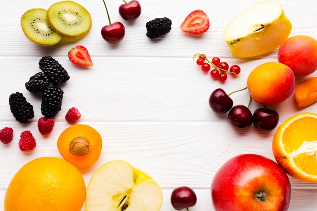 Flat-leigos de frutas frescas e frutas frame