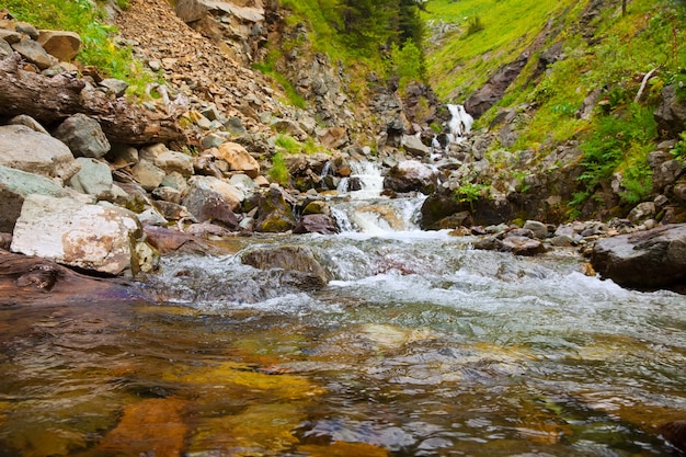 Fluxo de montanhas