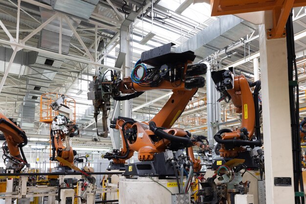 Foto da linha de produção de automóveis solda corpo do carro moderna fábrica de montagem de automóveis indústria automobilística