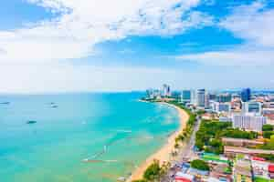 Foto grátis foto de uma vista sobre a cidade praia de acima