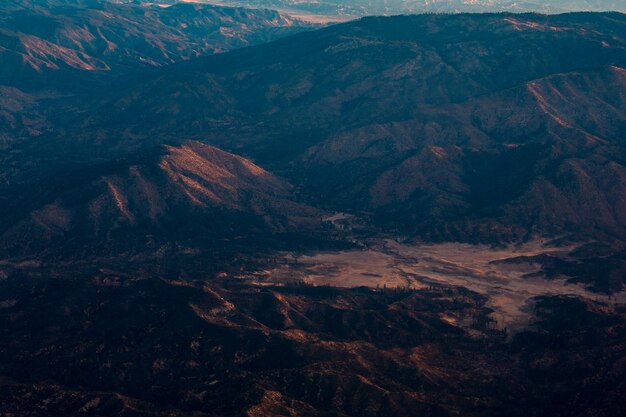 Fotografia aérea de montanha