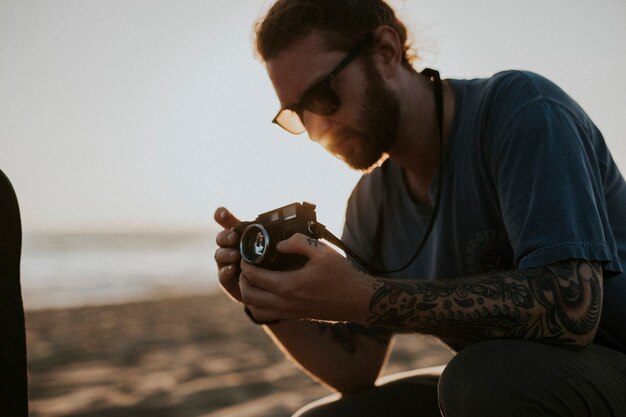 Fotógrafo de viagens masculino na califórnia