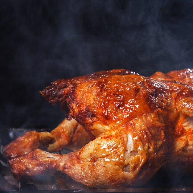 Frango delicioso em cima da mesa