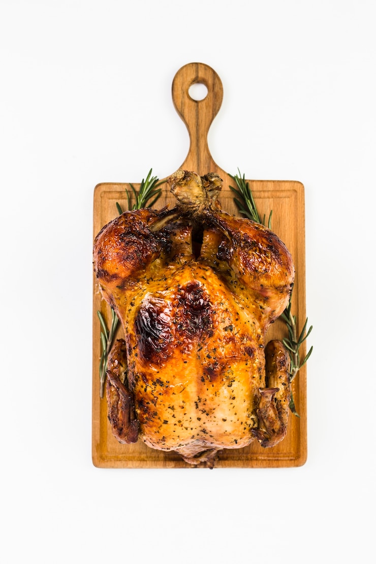Foto grátis frango frito no branco