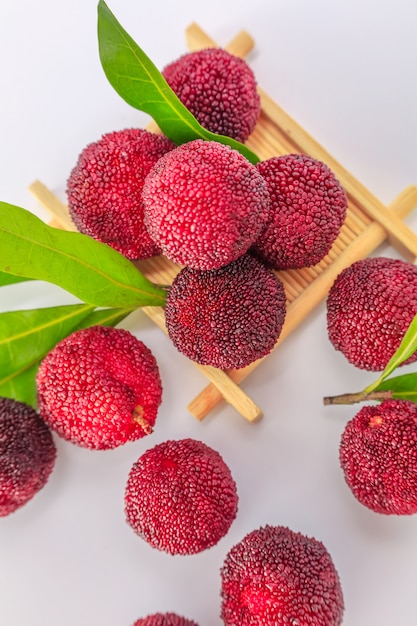 Foto grátis fruta de drupe madura e fresca da natureza