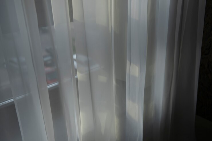 Foto grátis fundo criativo com cortina e sombra da janela