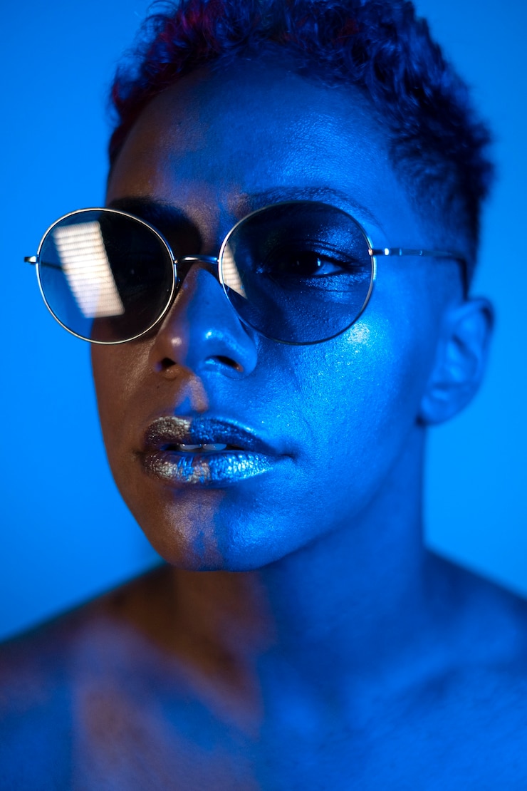 Foto grátis fundo de retrato de luz azul
