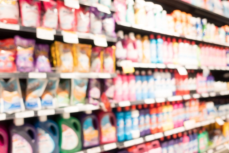 Foto grátis fundo desfocado de produtos coloridos