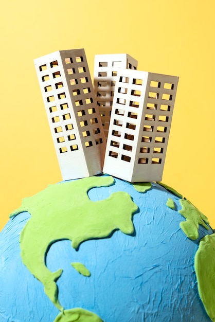 Globo de papel com edifícios