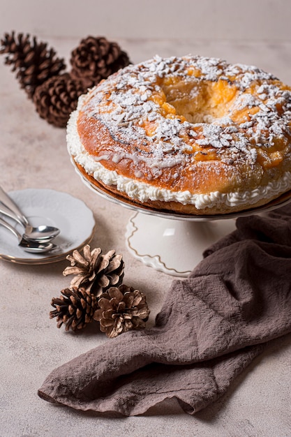 Grande variedade de comida deliciosa para o dia da epifania