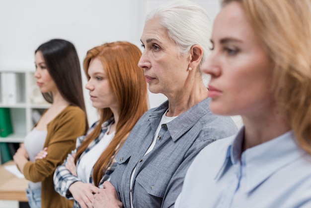 Grupo de close-up de mulheres juntas