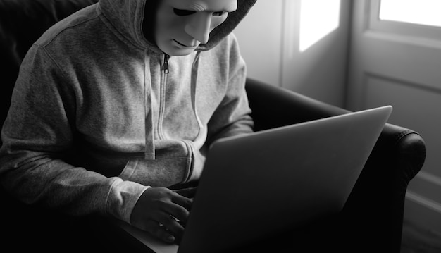 Hacker de computador e crime cibernético