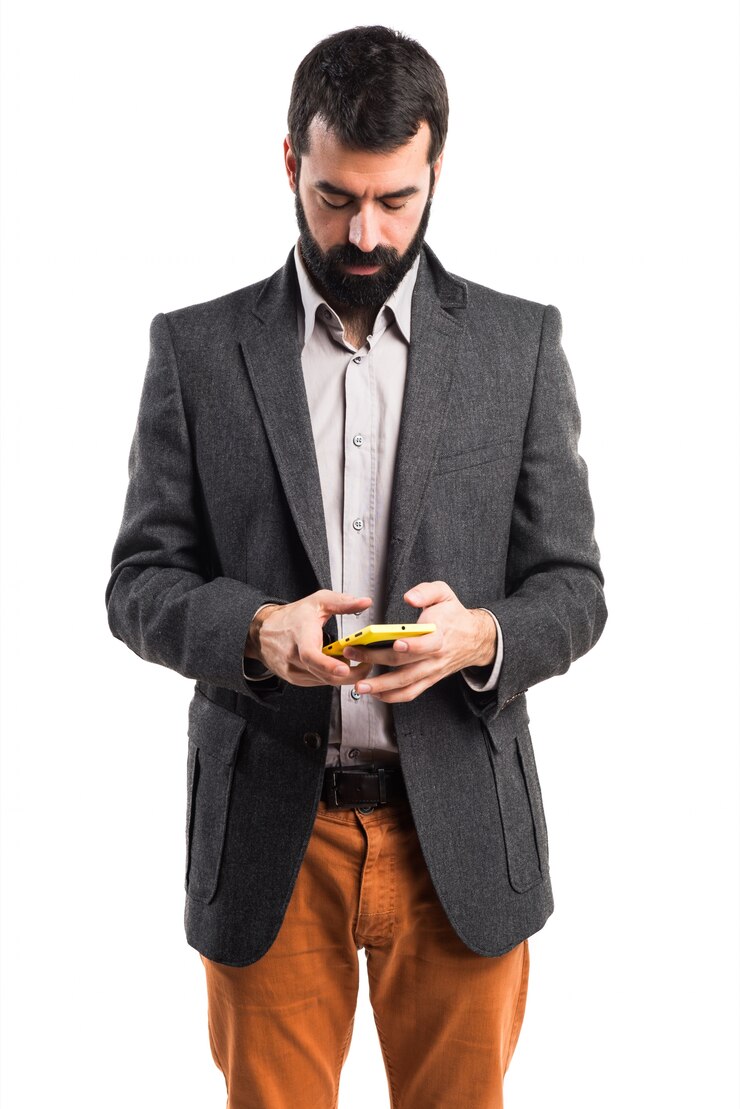 Foto grátis homem conversando com celular