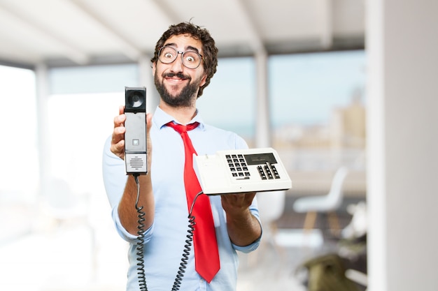 Homem de negócios louco expressão feliz