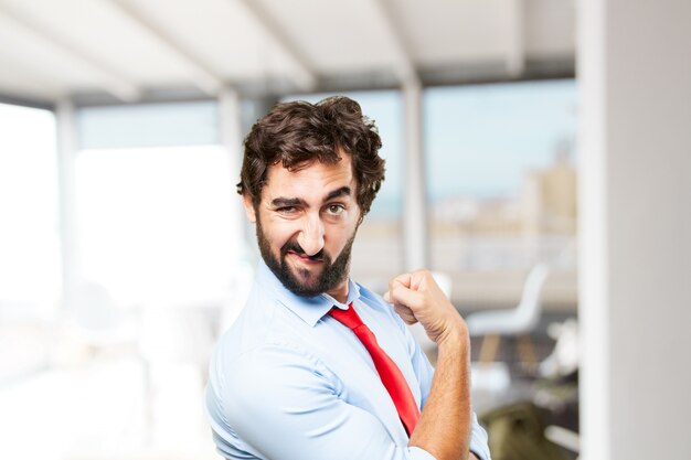 Homem de negócios louco expressão feliz