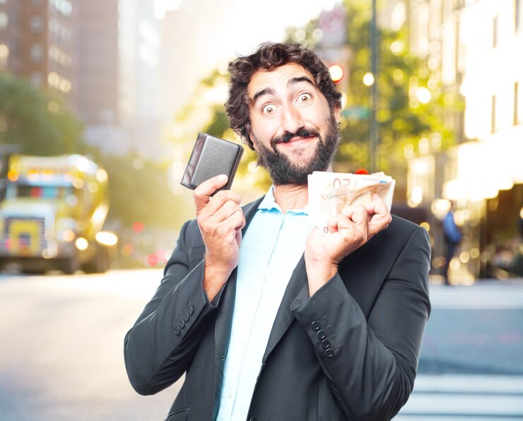 Foto grátis homem de negócios louco expressão feliz