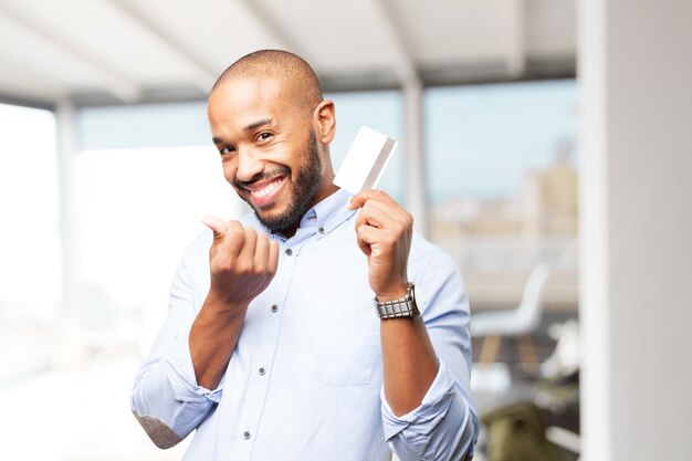 Homem de negócios preto feliz expressão