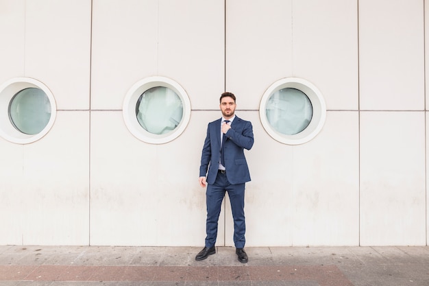 Foto grátis homem de negocios