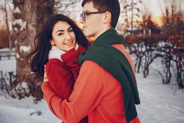 Homem de neve horizontal camisola fria