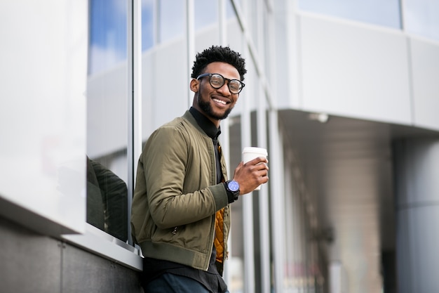 Homem empresário africano pessoa