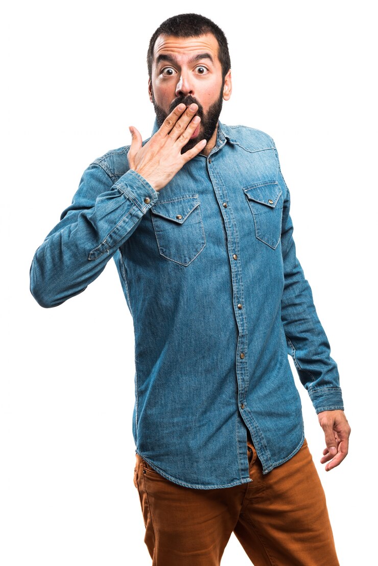 Foto grátis homem fazendo um gesto de surpresa