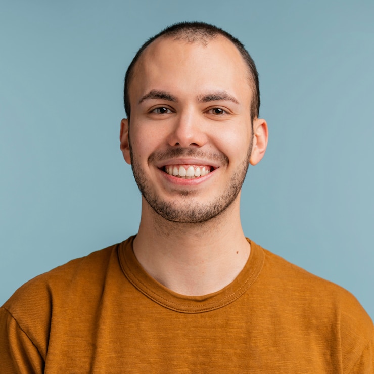 Foto grátis homem retrato rindo