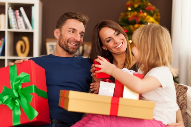 É hora de abrir os presentes de natal