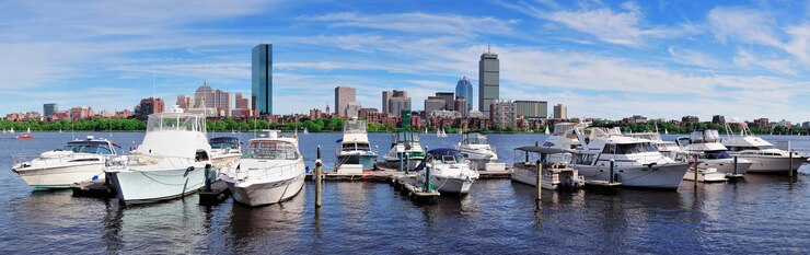 Foto grátis horizonte de boston sobre o rio