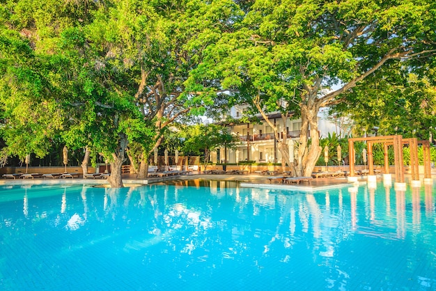 Hotel resort piscina