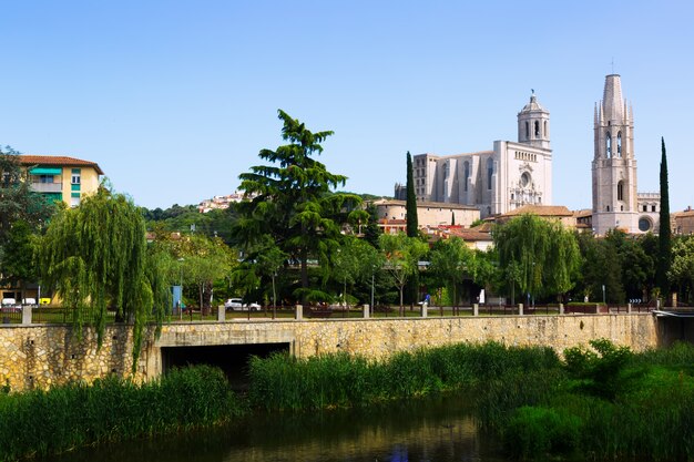 Igreja Colegiada de Sant Feliu e Catedral Gótica em Girona
