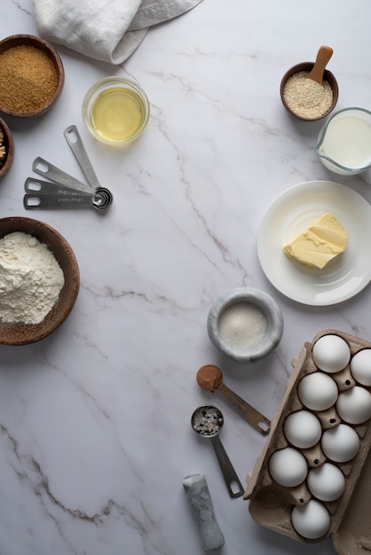 Foto grátis ingredientes da vista superior para comida deliciosa