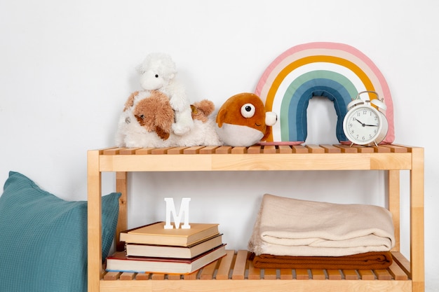 Interior da decoração do quarto infantil com brinquedos