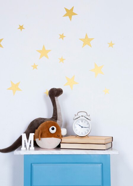 Interior da decoração do quarto infantil com brinquedos