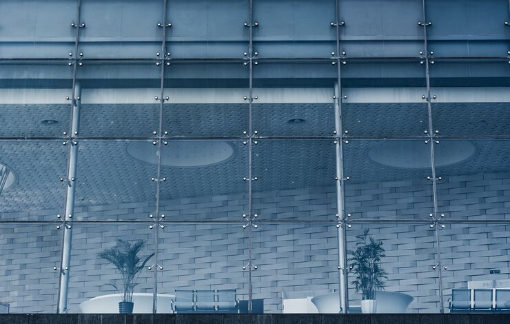 Foto grátis interior do edifício do negócio com plantas