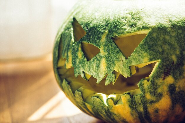 Jack-o-lantern verde assustador