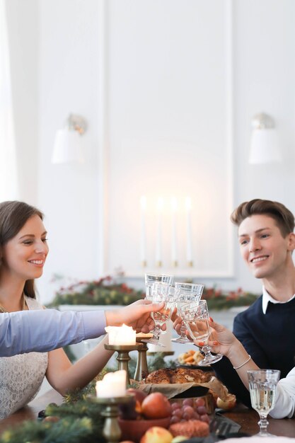 Foto grátis jantar de natal com a família