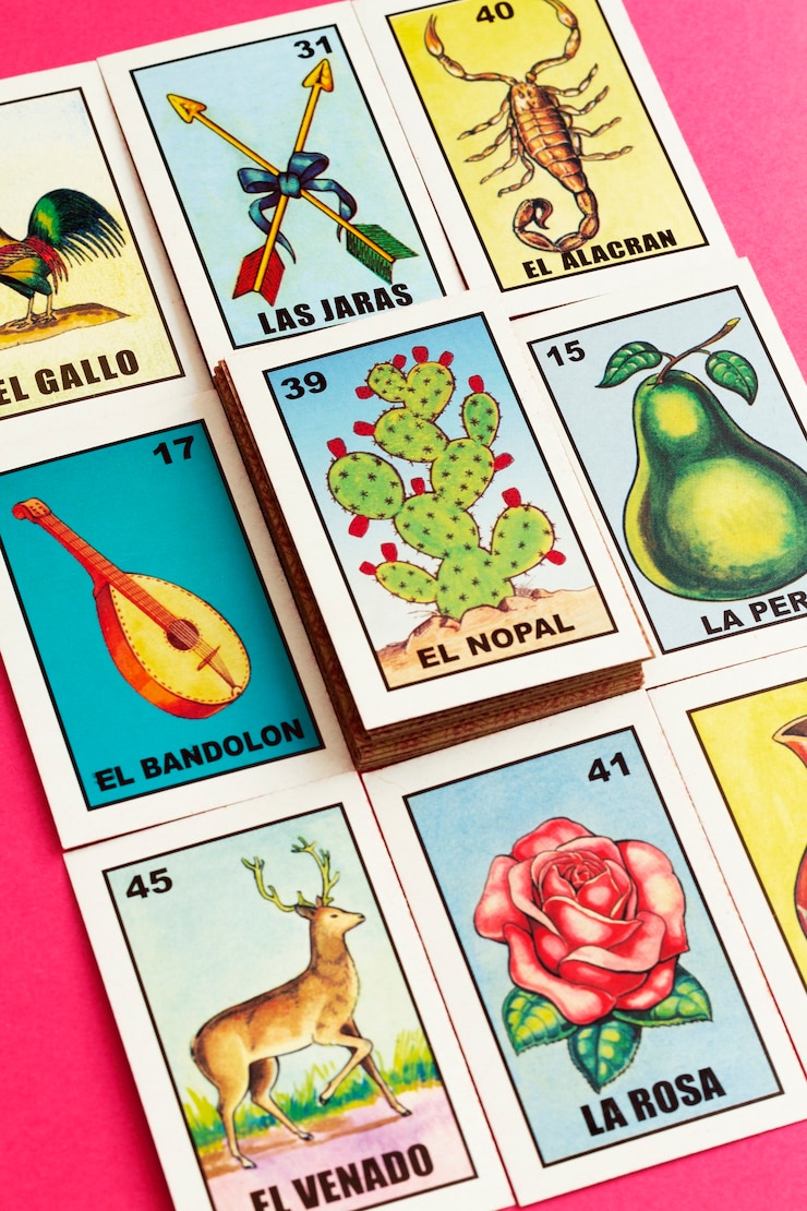 Foto grátis jogo de cartas tradicional mexicano