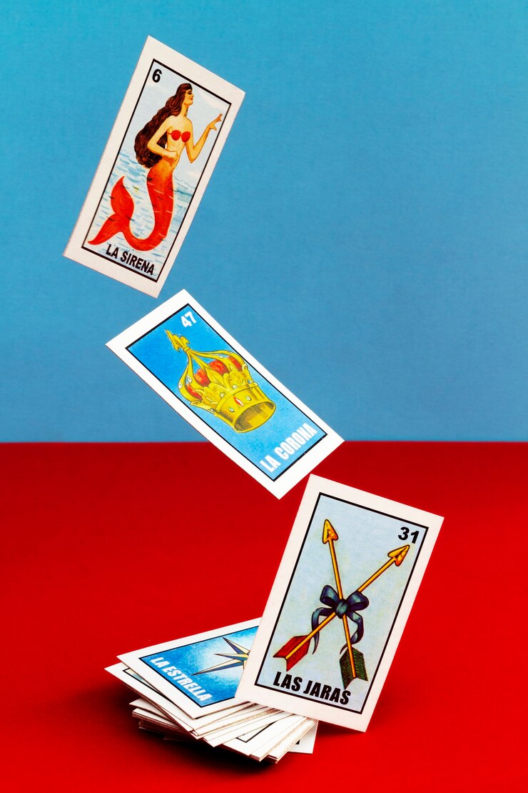 Foto grátis jogo de cartas tradicional mexicano