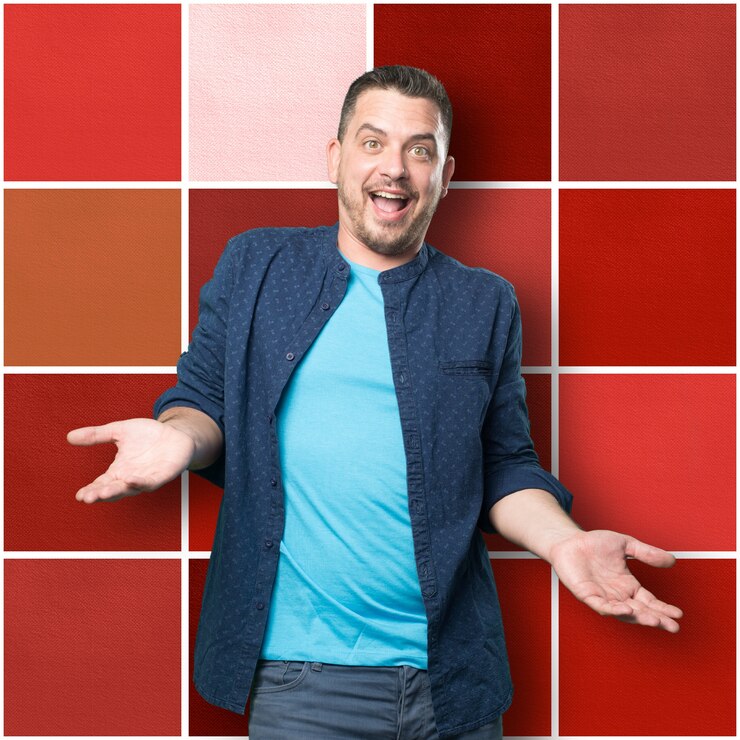 Foto grátis jovem vestindo uma roupa azul. olhando louco.