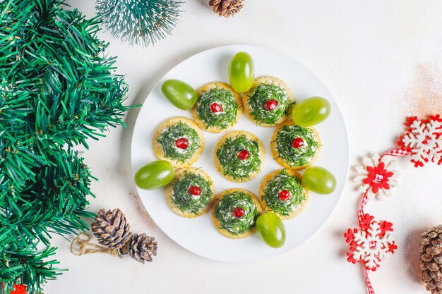 Lanches em forma de árvore de natal.