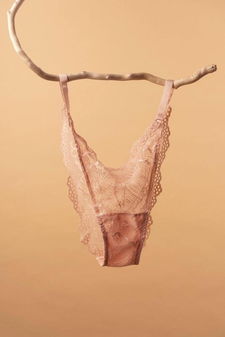 Foto grátis lingerie feminina de qualidade natureza morta